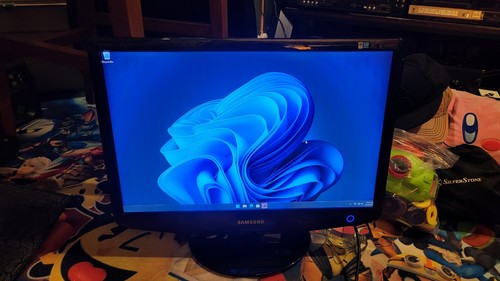 Samsung 2232bw lcd - samsung,