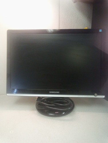 Samsung 223bw monitor - 22",
